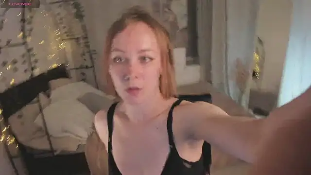 LilianKroft online show from 3, 6, 2026