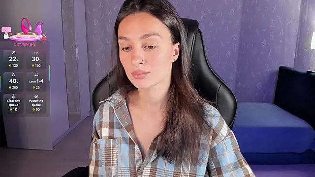 Snapshot of EllaFresh chatting on 23, 9, 2025 EllaFresh online show from 23, 9, 2025