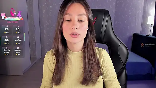 Snapshot of EllaFresh chatting on 25, 9, 2025 EllaFresh online show from 25, 9, 2025