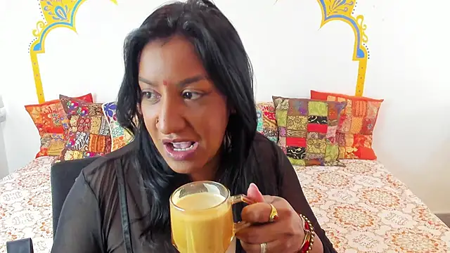 LadyNahir online show from 2, 10, 2025