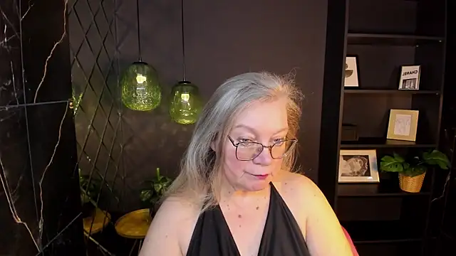 NataliMellow online show from 6, 3, 2026