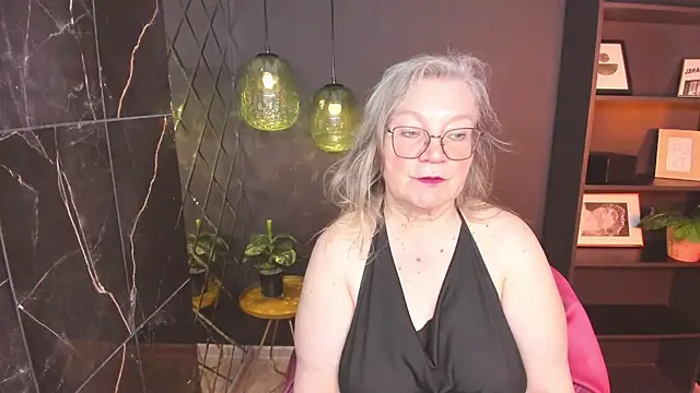 Snapshot of NataliMellow chatting on 25, 5, 2026 NataliMellow online show from 25, 5, 2026