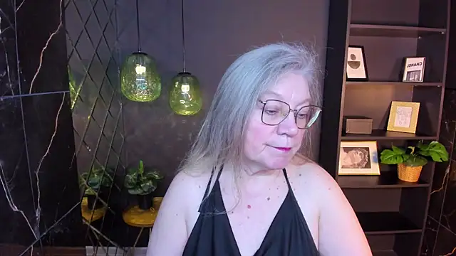 Snapshot of NataliMellow chatting on 6, 5, 2026 NataliMellow online show from 6, 5, 2026