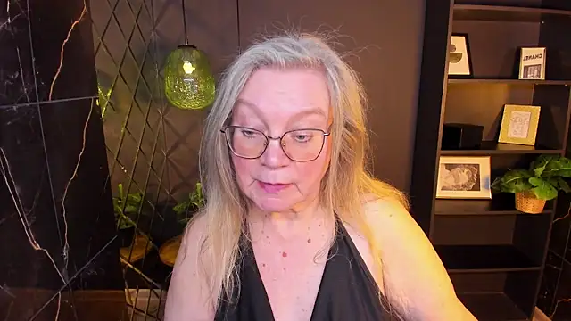 NataliMellow online show from 18, 4, 2026