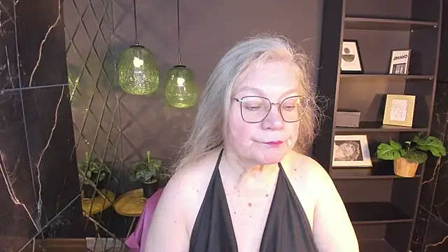 Snapshot of NataliMellow chatting on 14, 5, 2026 NataliMellow online show from 14, 5, 2026