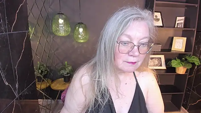 Snapshot of NataliMellow chatting on 11, 5, 2026 NataliMellow online show from 11, 5, 2026