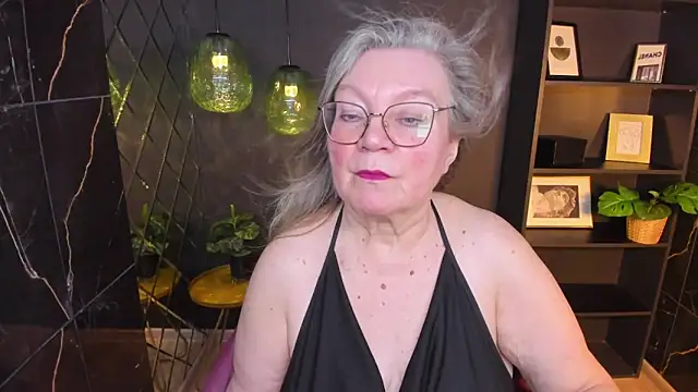 Snapshot of NataliMellow chatting on 1, 5, 2026 NataliMellow online show from 1, 5, 2026