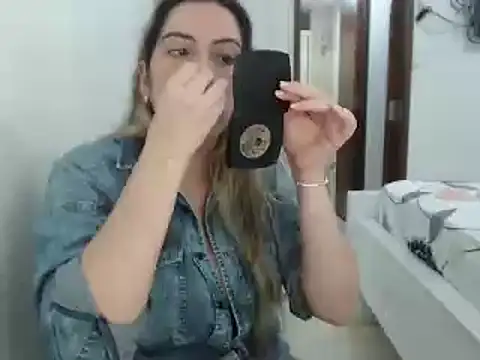 ashlymoon online show from 17, 2, 2025