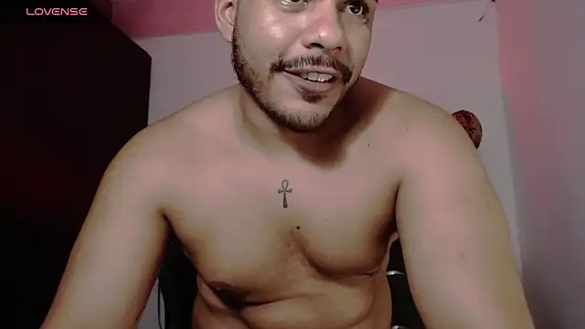 Snapshot of starguy_28 chatting on 6, 3, 2025 starguy 28 online show from 6, 3, 2025
