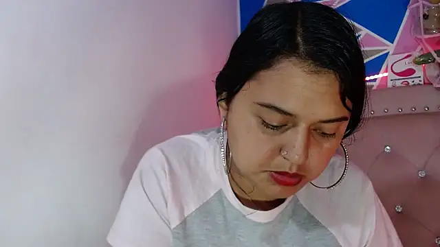 violetaass online show from 5, 2, 2026