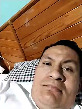 Snapshot of gusaven chatting on 11, 3, 2025 gusaven online show from 11, 3, 2025