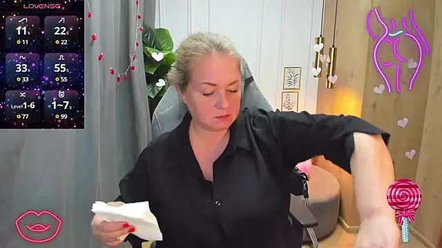 JenniferLight online show from 15, 2, 2025