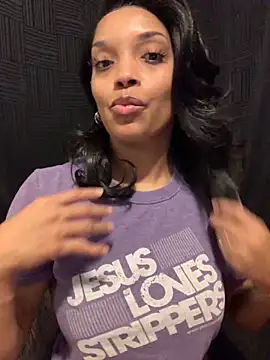 Snapshot of Rakiyahcharms chatting on 5, 10, 2025 Rakiyahcharms online show from 5, 10, 2025