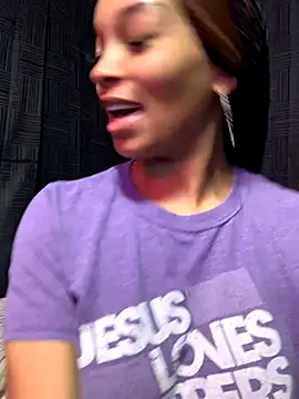 Rakiyahcharms online show from 16, 11, 2025