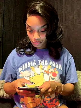 Rakiyahcharms online show from 9, 11, 2025