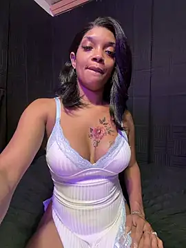 Rakiyahcharms online show from 19, 7, 2026
