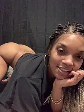 Snapshot of Rakiyahcharms chatting on 28, 12, 2024 Rakiyahcharms online show from 28, 12, 2024