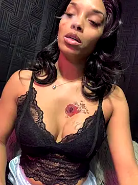 Rakiyahcharms online show from 15, 11, 2025