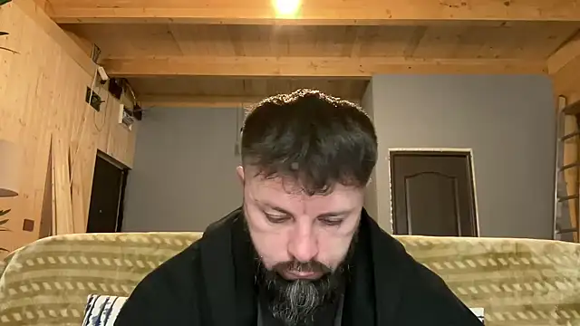 Snapshot of AlphaSparks chatting on 6, 11, 2025 AlphaSparks online show from 6, 11, 2025