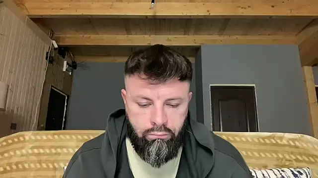 Snapshot of AlphaSparks chatting on 1, 11, 2025 AlphaSparks online show from 1, 11, 2025