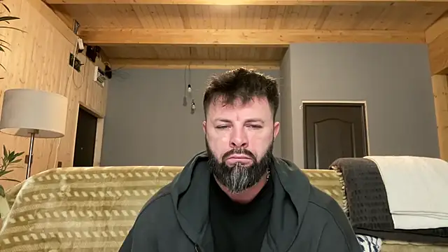 Snapshot of AlphaSparks chatting on 12, 11, 2025 AlphaSparks online show from 12, 11, 2025