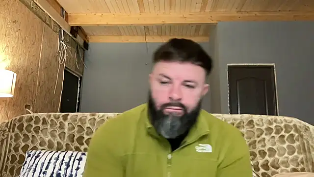 Snapshot of AlphaSparks chatting on 21, 10, 2025 AlphaSparks online show from 21, 10, 2025