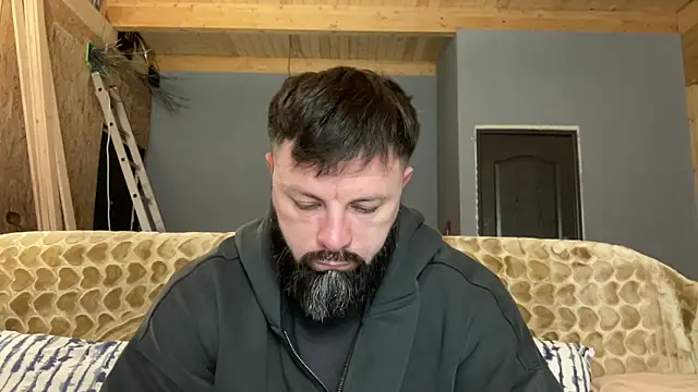 Snapshot of AlphaSparks chatting on 23, 10, 2025 AlphaSparks online show from 23, 10, 2025