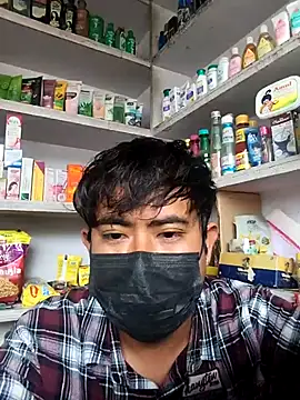 Yomo12345677 online show from 2, 11, 2025