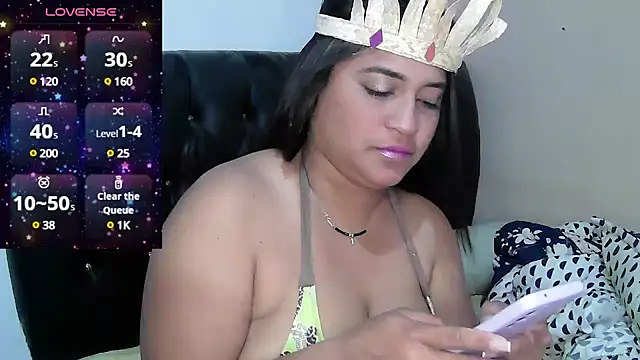 Crazylovee hot online show from 4, 3, 2025