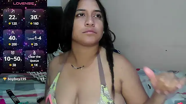 Crazylovee hot online show from 20, 3, 2025