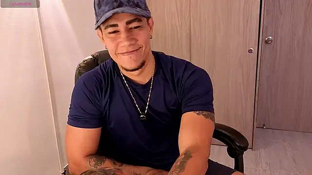 CRAZYBOYLOVE online show from 11, 2, 2026