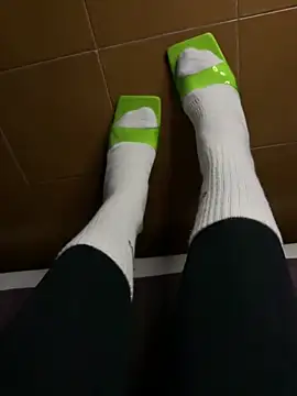 Snapshot of Wet-Pussycat chatting on 18, 11, 2025 Wet-Pussycat online show from 18, 11, 2025