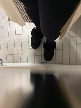 Wet-Pussycat online show from 4, 12, 2025