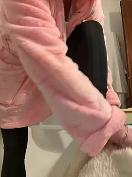 Wet-Pussycat online show from 11, 3, 2026