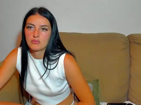 GlamourousKassy online show from 12, 9, 2025