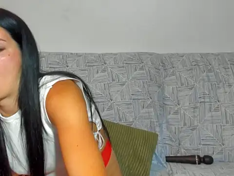 GlamourousKassy online show from 17, 9, 2025