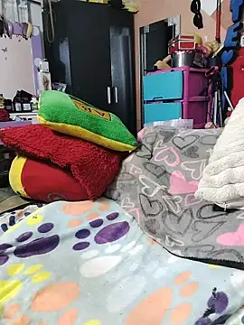 camile milf online show from 13, 4, 2026