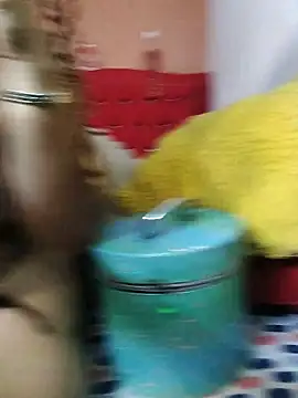 camile milf online show from 14, 4, 2026