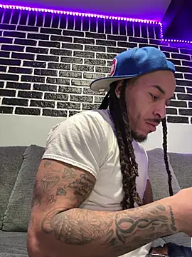 Snapshot of BigWayneBabyXXX chatting on 2, 3, 2026 BigWayneBabyXXX online show from 2, 3, 2026