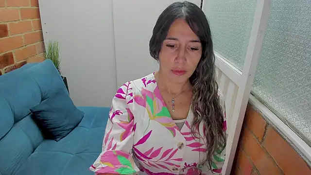 Snapshot of Penelope47 chatting on 25, 10, 2025 Penelope47 online show from 25, 10, 2025