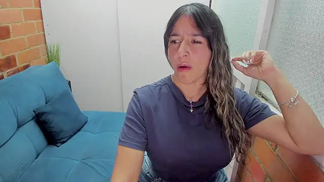 Snapshot of Penelope47 chatting on 11, 10, 2025 Penelope47 online show from 11, 10, 2025