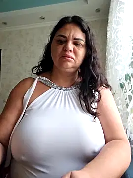 Snapshot of littleRikka chatting on 14, 11, 2025 littleRikka online show from 14, 11, 2025