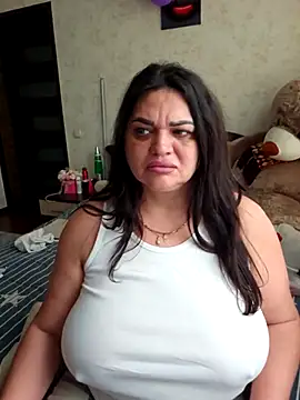 littleRikka online show from 13, 4, 2026