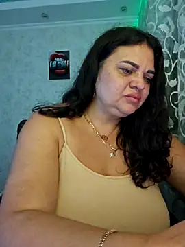 Snapshot of littleRikka chatting on 1, 11, 2025 littleRikka online show from 1, 11, 2025