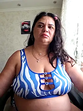 Snapshot of littleRikka chatting on 30, 10, 2025 littleRikka online show from 30, 10, 2025