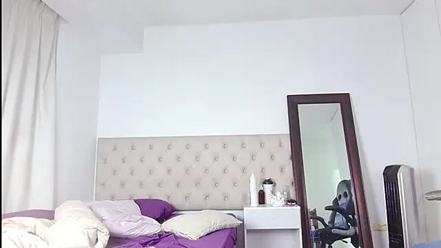 ms freyax online show from 12, 7, 2026