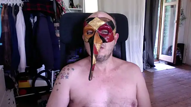 Snapshot of WelcomeTrick chatting on 26, 5, 2026 WelcomeTrick online show from 26, 5, 2026