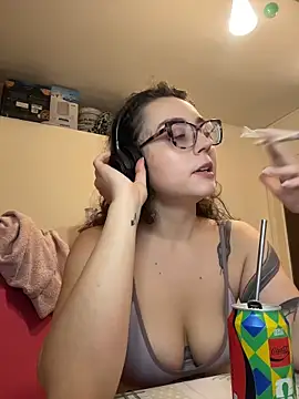 ladyturtle online show from 20, 6, 2026