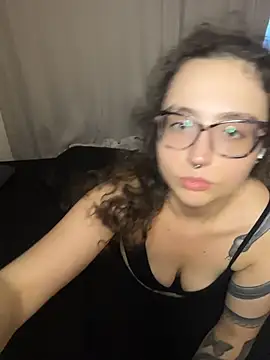 ladyturtle online show from 9, 7, 2026