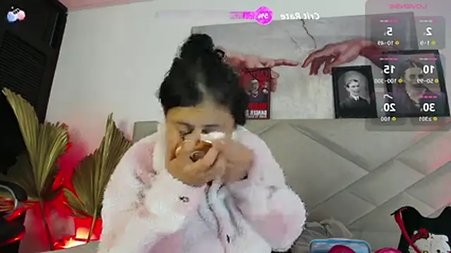 Snapshot of AbbyTaylorr chatting on 29, 10, 2025 AbbyTaylorr online show from 29, 10, 2025